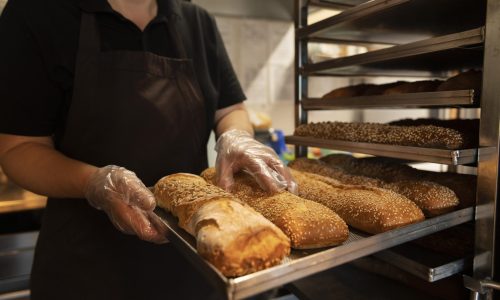 close-up-pastry-chef-preparing-food